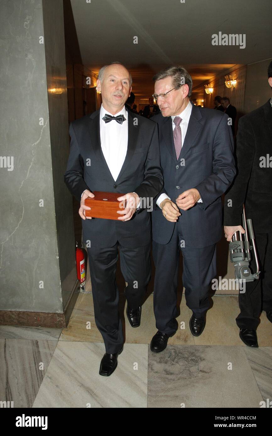 Business Center Club`s Gala. Warsaw, Poland. 16 01 2010. Pictured: Janusz Lewandowski, Leszek Balcerowicz Stock Photo